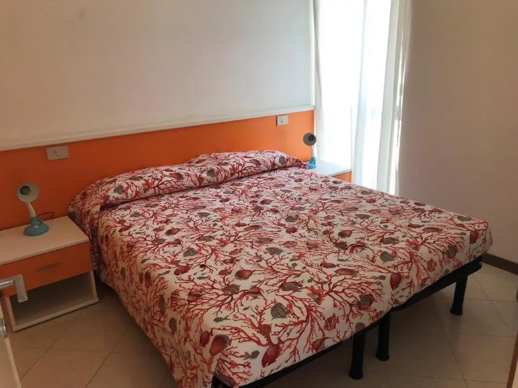 Residence Mexico Colla Fronte Mare Lido di Jesolo Apartment